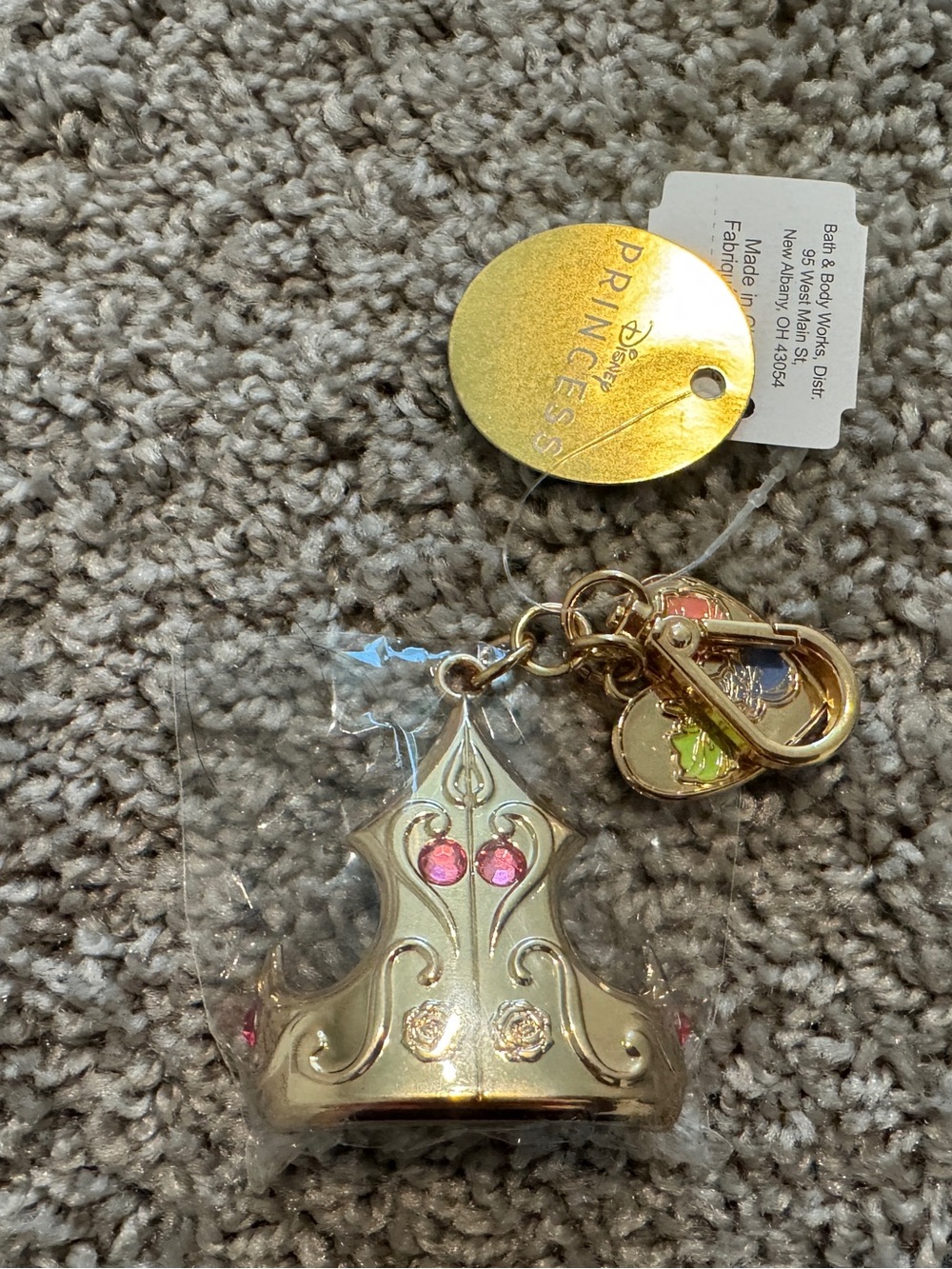 DISNEY PRINCESS Bath and body works sanitizer holder
